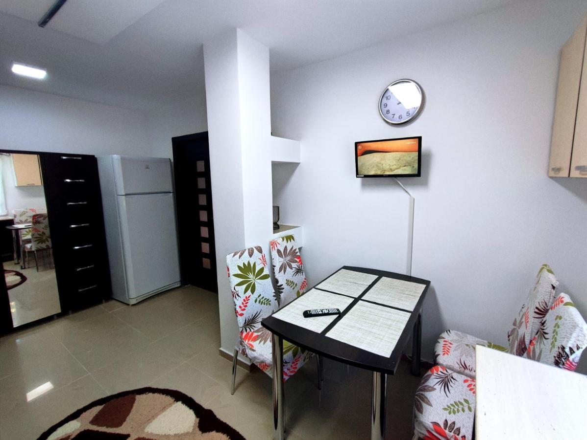 Ferienwohnung Deea Orşova Exterior foto